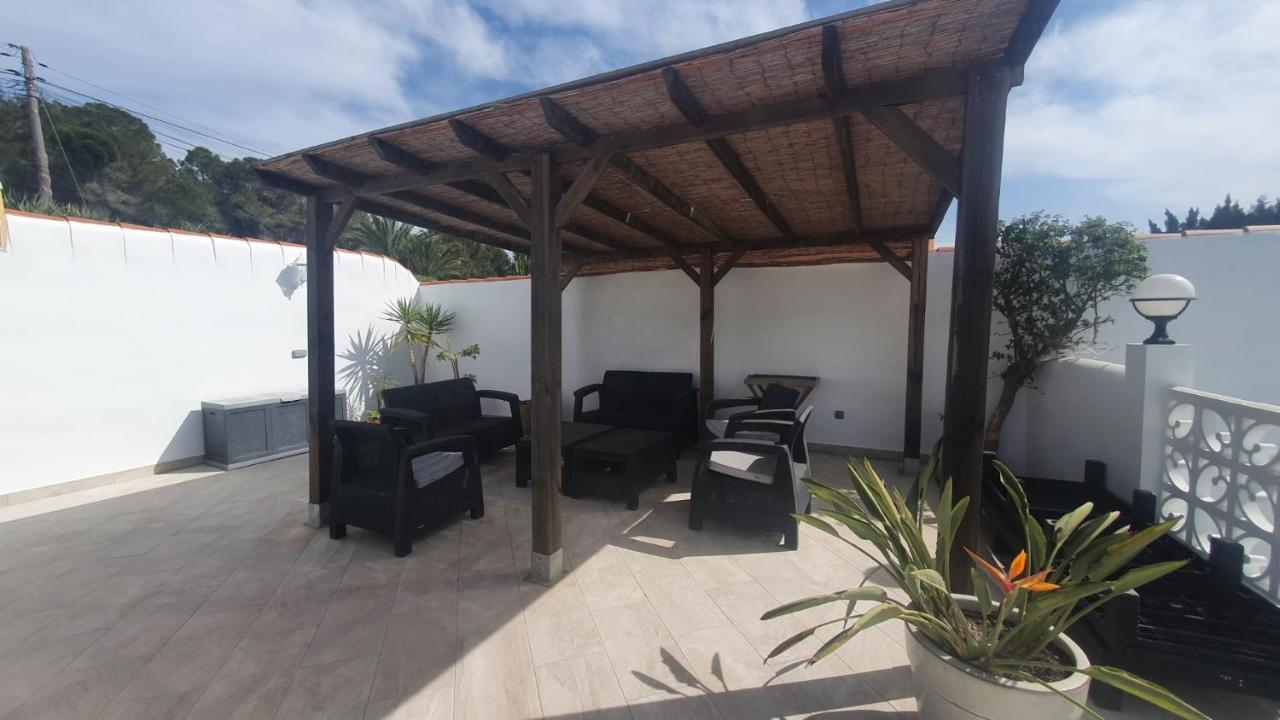 Cheerful 2-Bedroom Villa With Private Pool Calpe Eksteriør billede