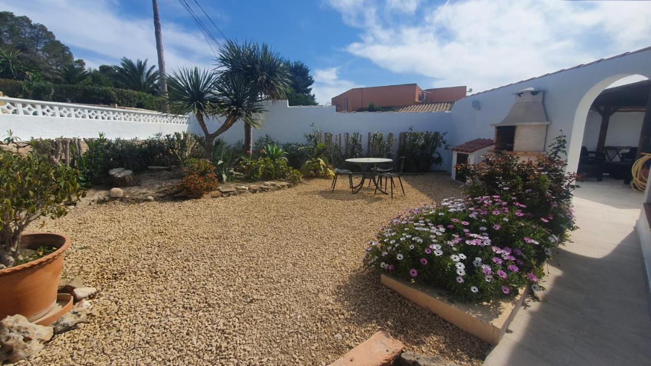 Cheerful 2-Bedroom Villa With Private Pool Calpe Eksteriør billede