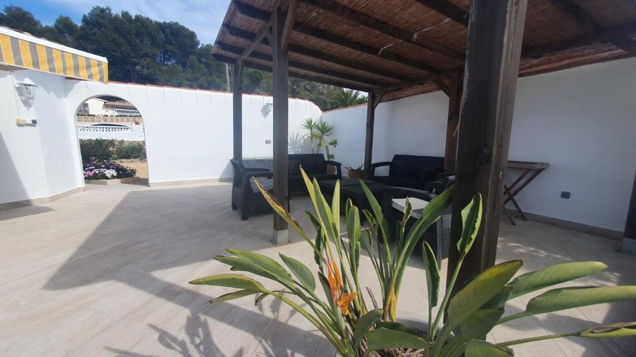 Cheerful 2-Bedroom Villa With Private Pool Calpe Eksteriør billede